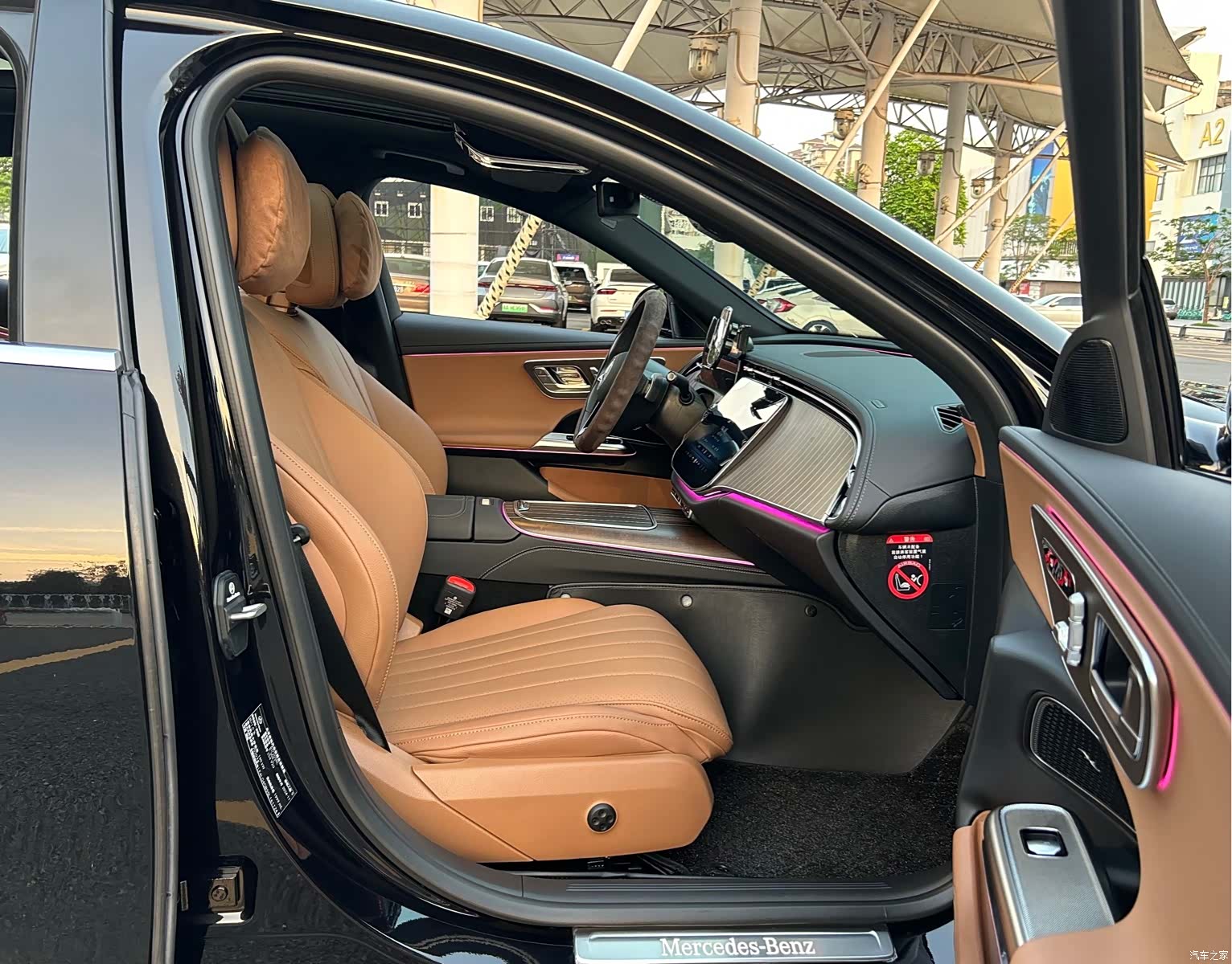 Mercedes-Benz E-Class, 2025 13