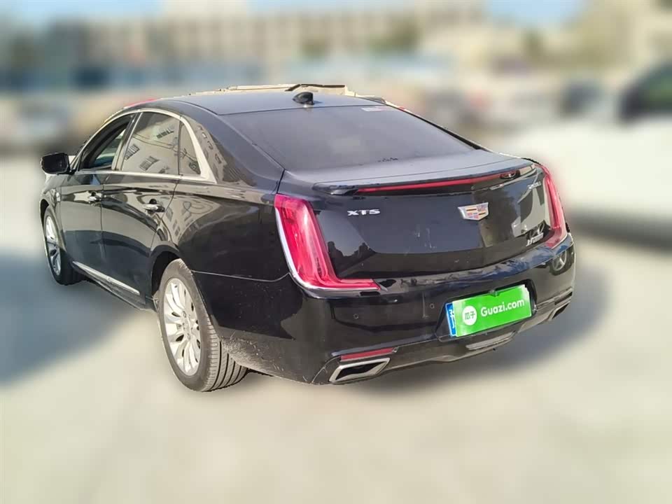 Cadillac XTS