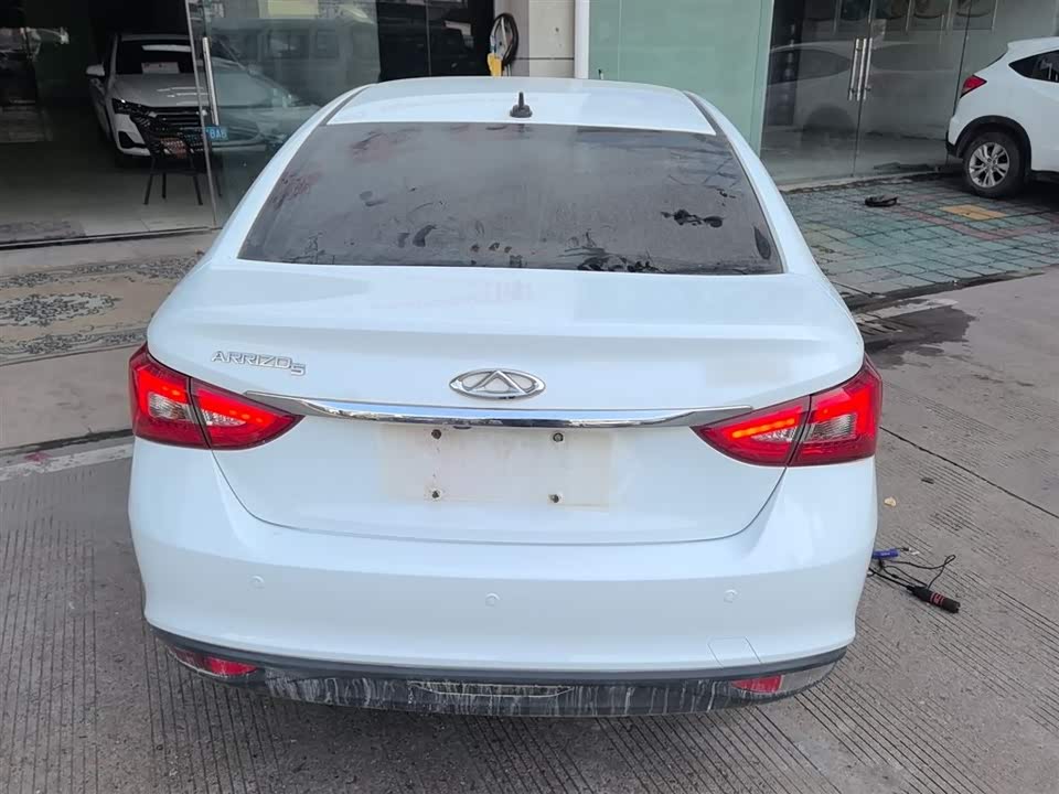 Chery Arrizo 5