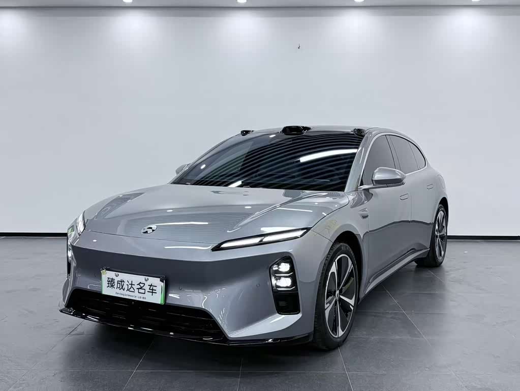 NIO ET5