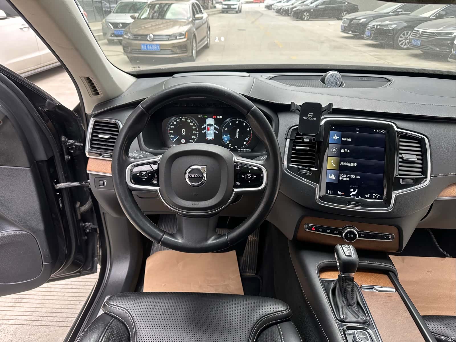 Volvo XC90, 2017 14