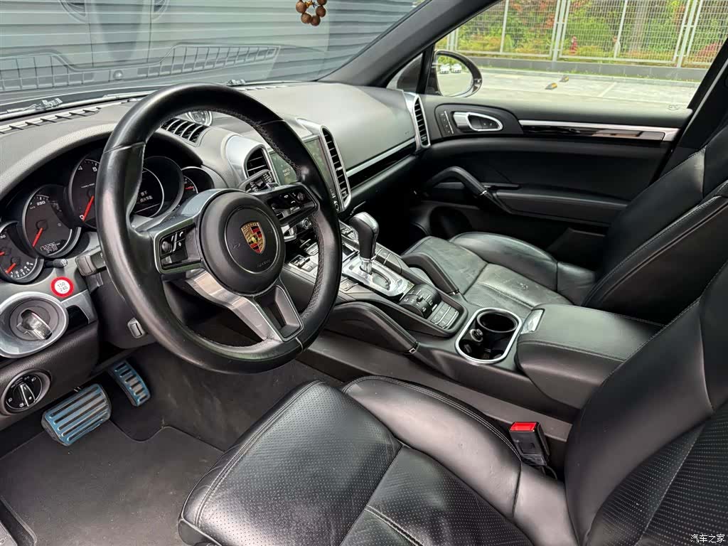 Porsche Cayenne, 2017 12