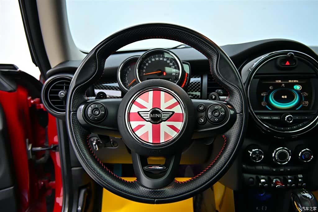 Mini Cooper, 2018 18