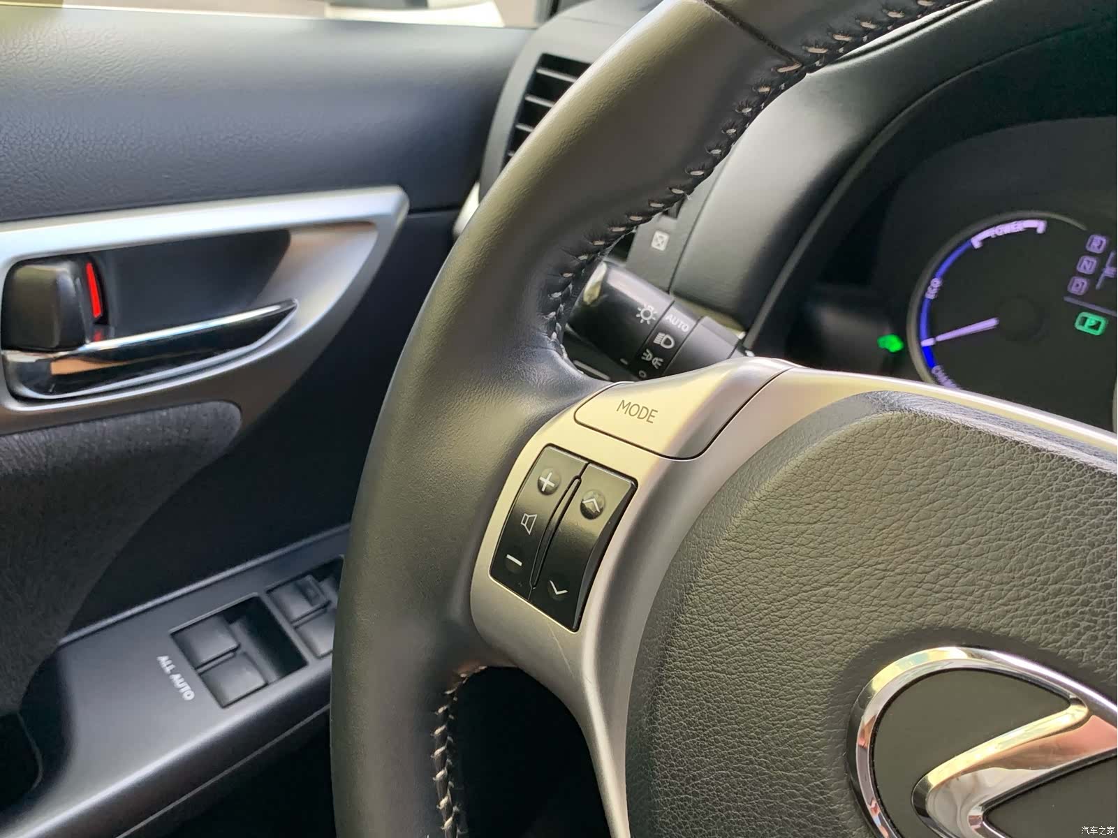 Lexus CT, 2012 23