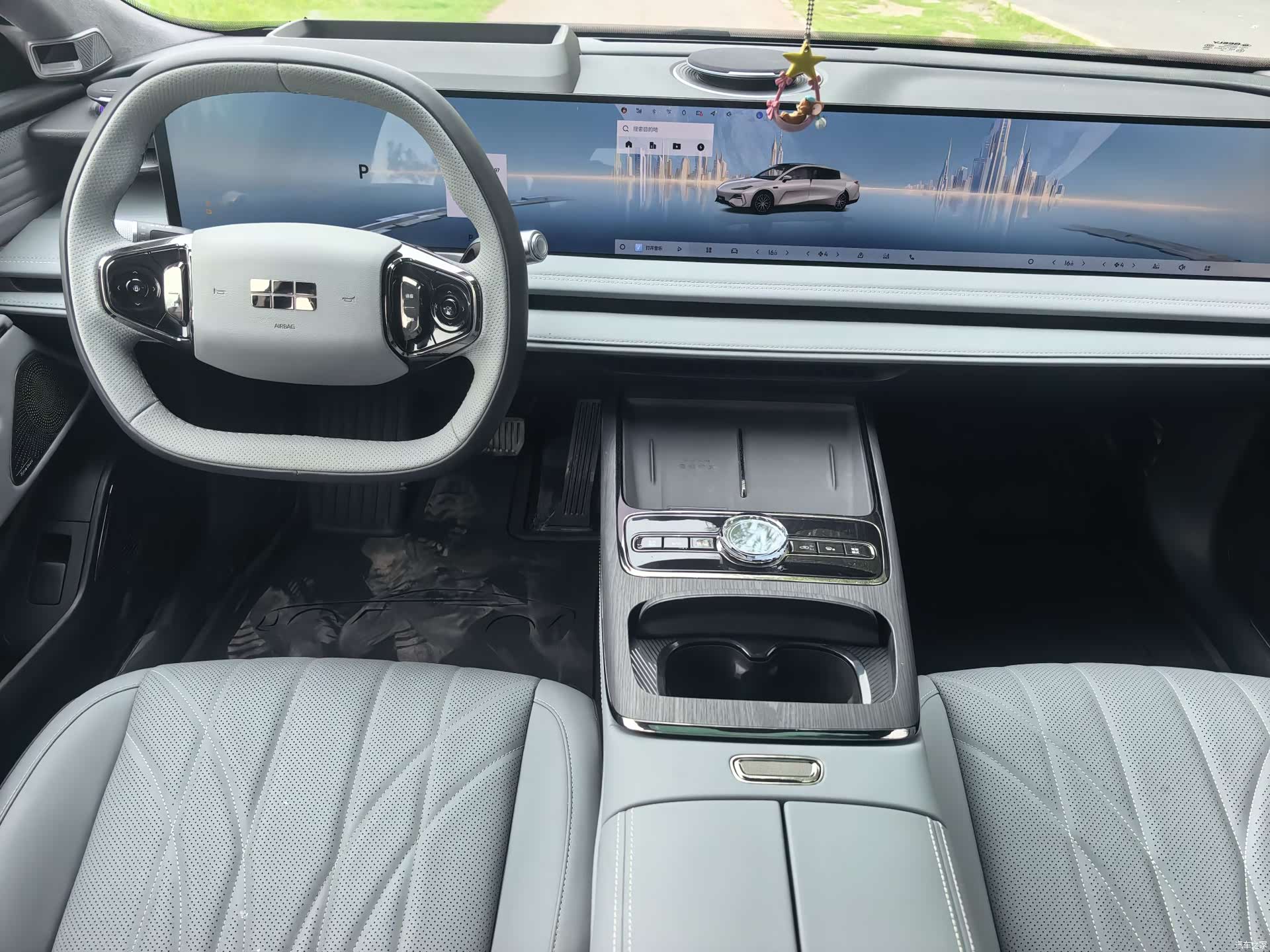 Geely E8, 2025 все фото