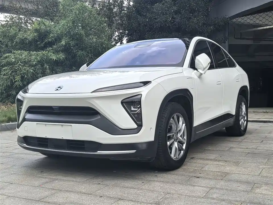 NIO EC6