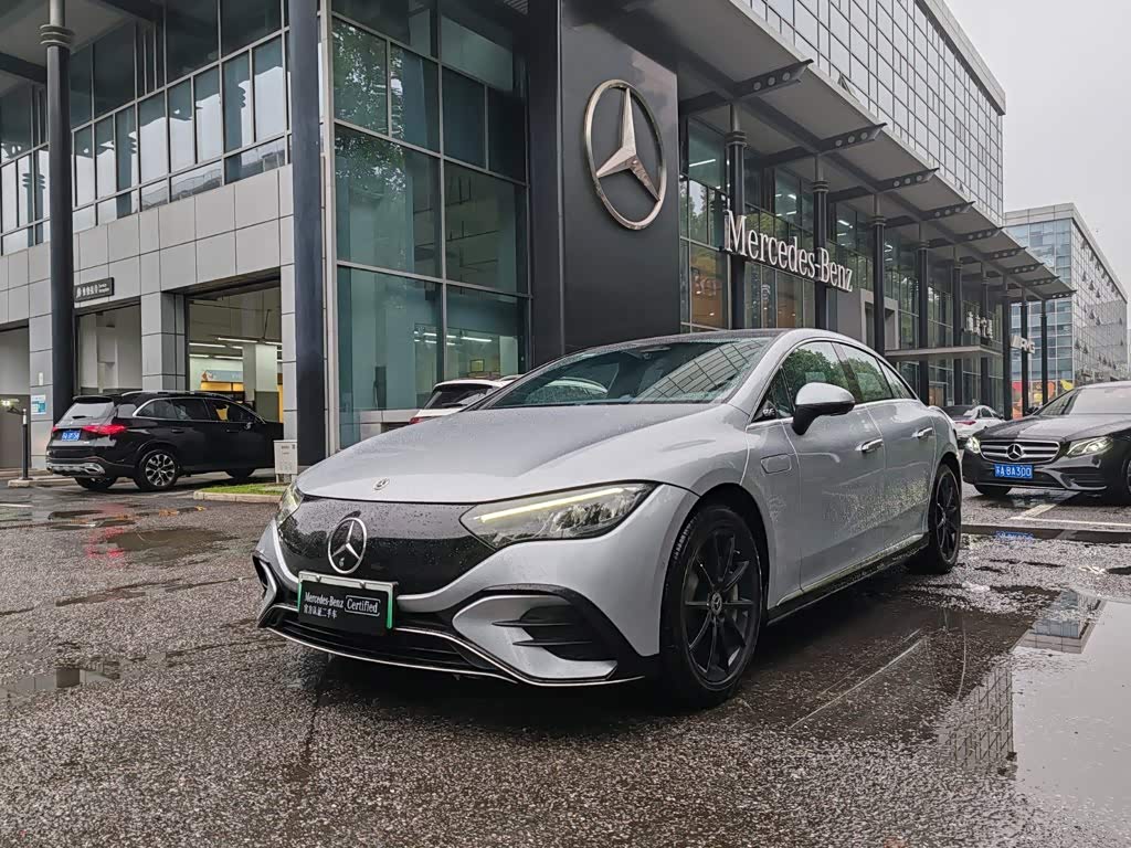 Mercedes-Benz EQE 2022 350