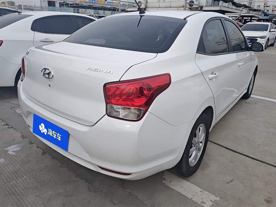 Hyundai Rena