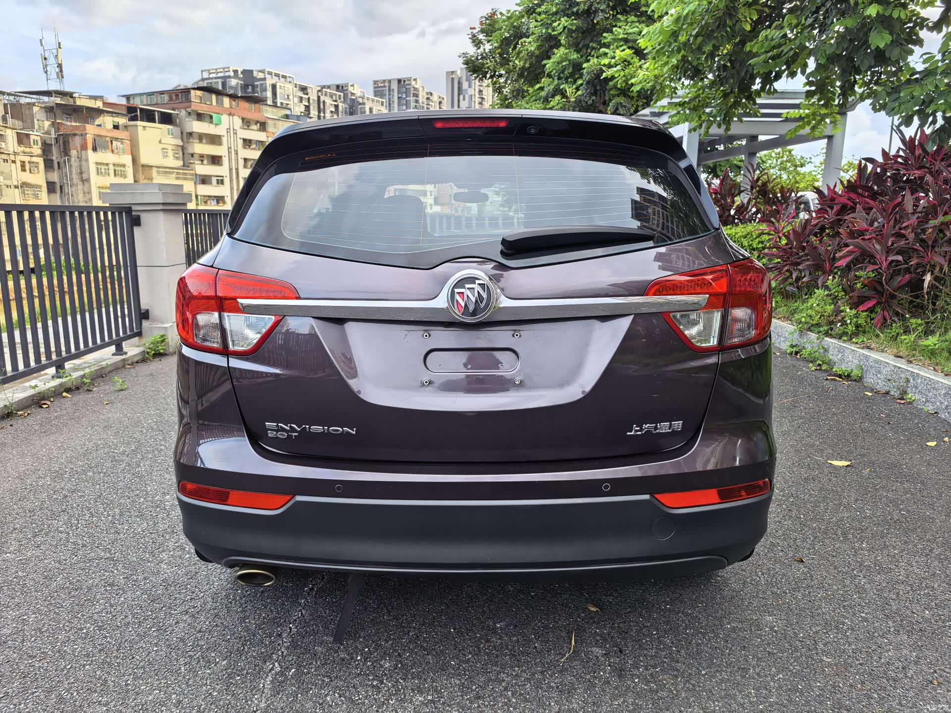 Buick Envision Plus, 2018 все фото
