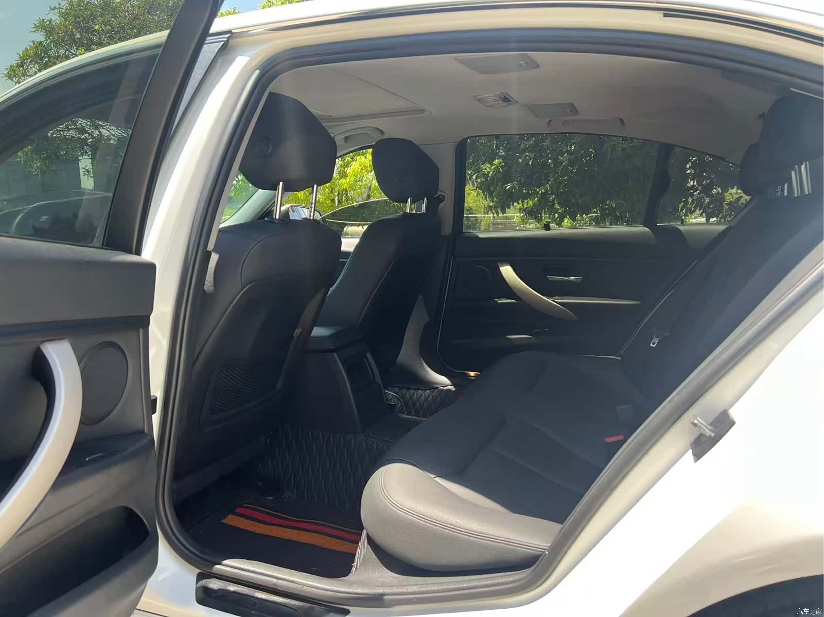 BMW 3 Series, 2015 9
