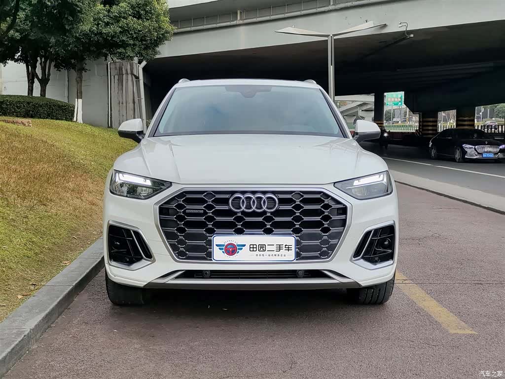 Audi Q5L, 2022 2