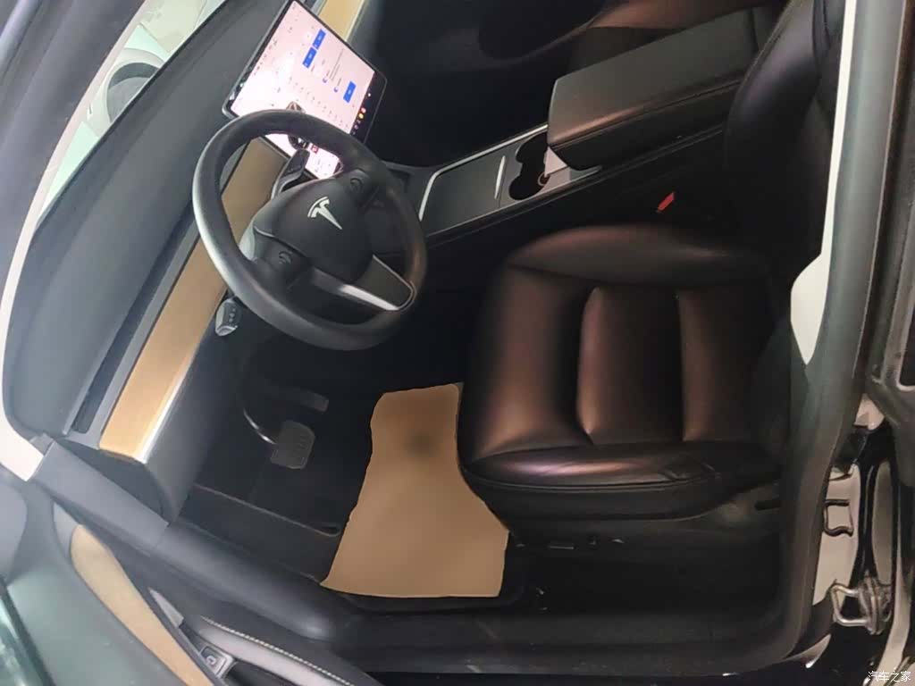 Tesla Model Y, 2021 15