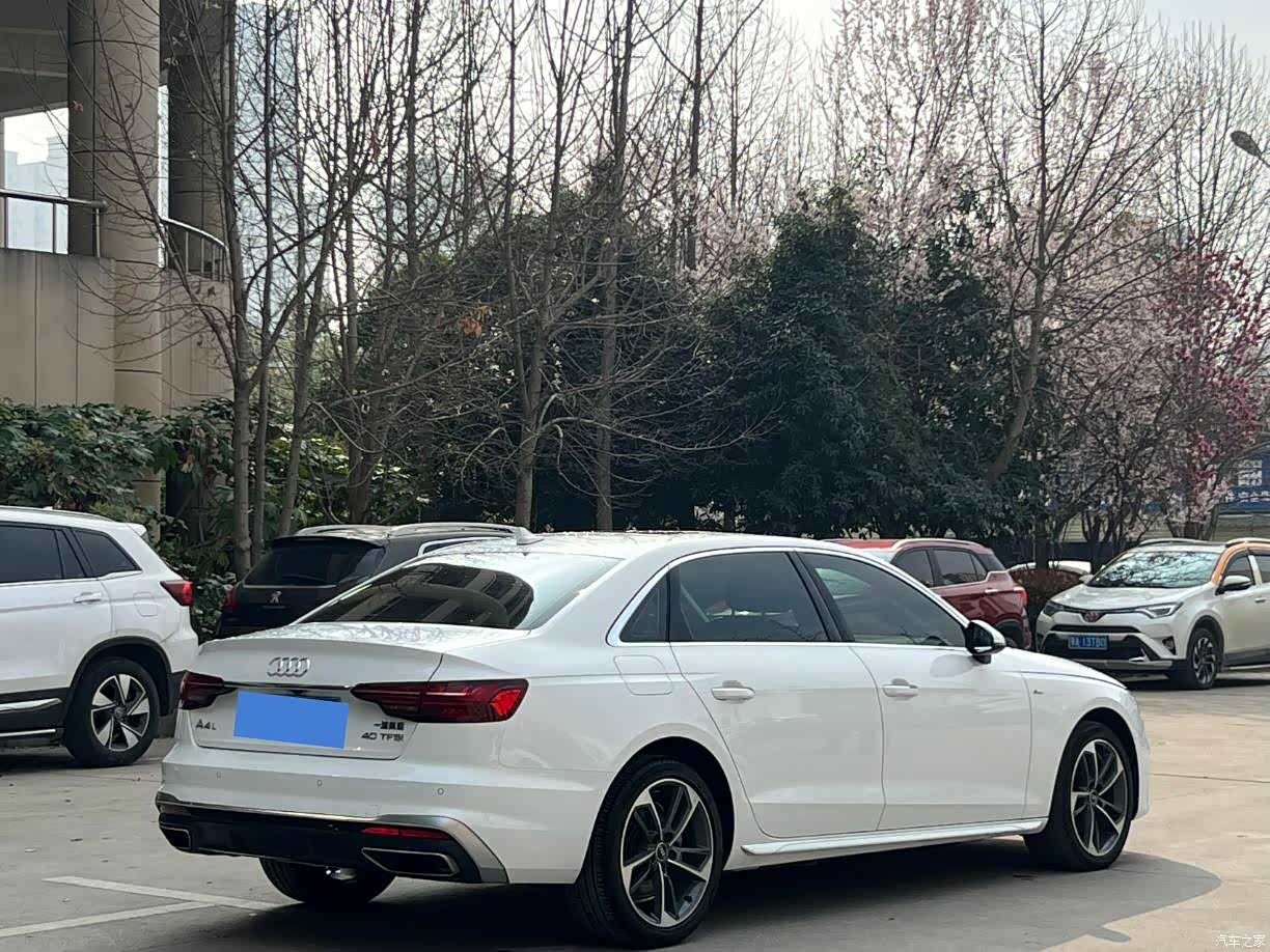Audi A4L, 2022 7