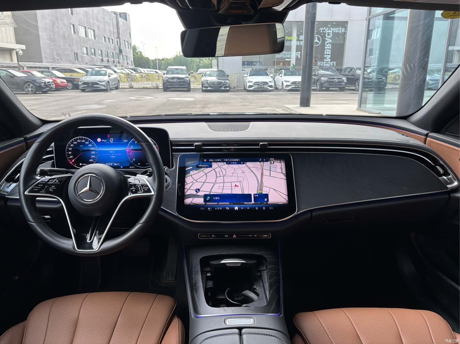 Mercedes-Benz E-Class, 2024 4