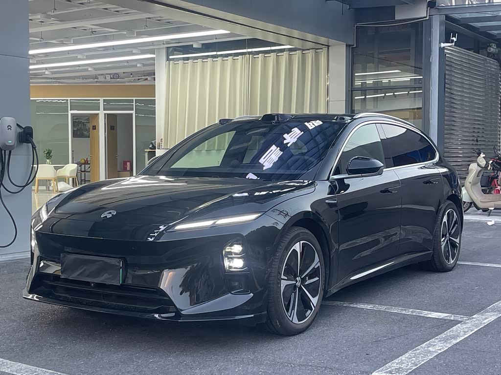 NIO ET5T