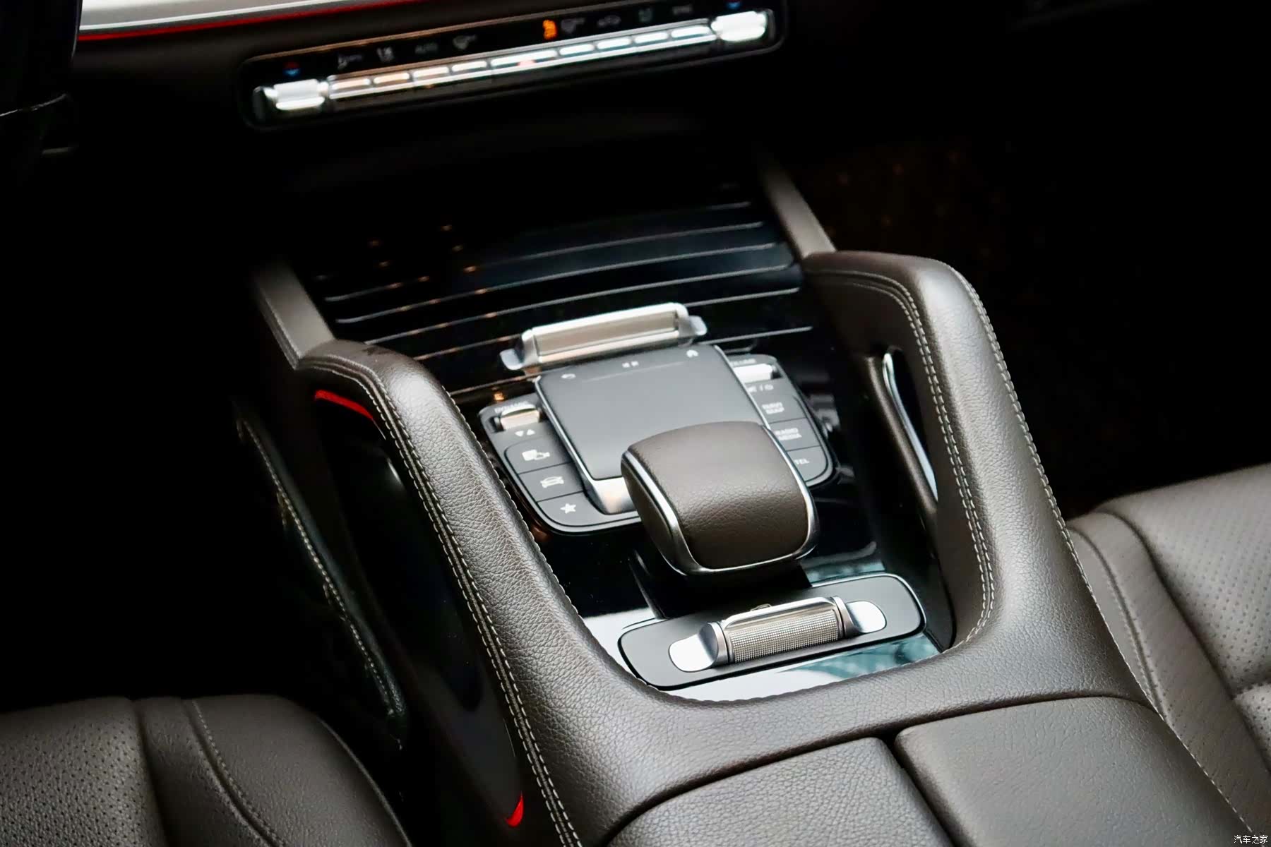 Mercedes-Benz GLE, 2021 12