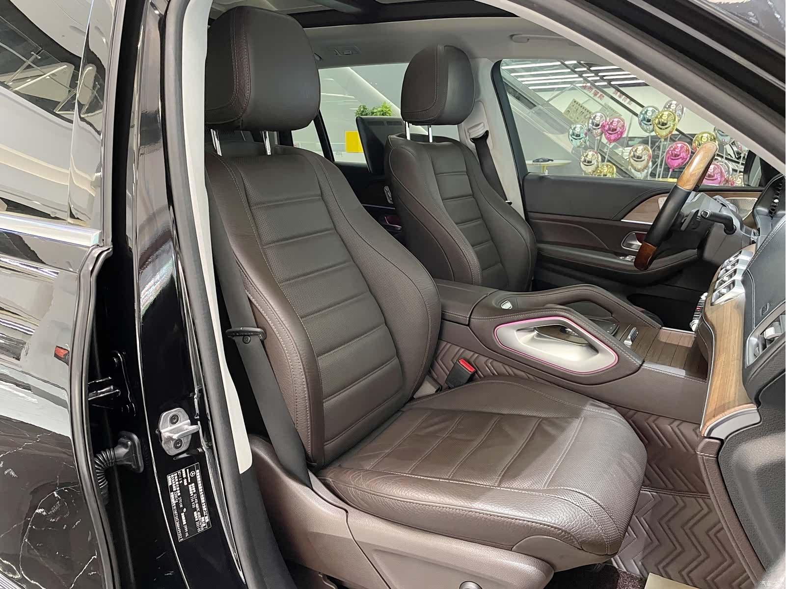 Mercedes-Benz GLS, 2021 19