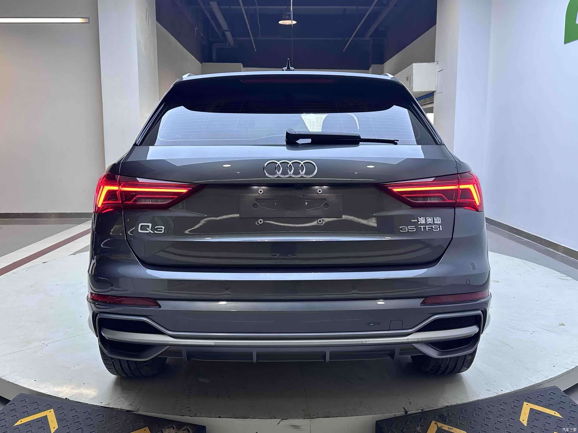 Audi Q3, 2022 8
