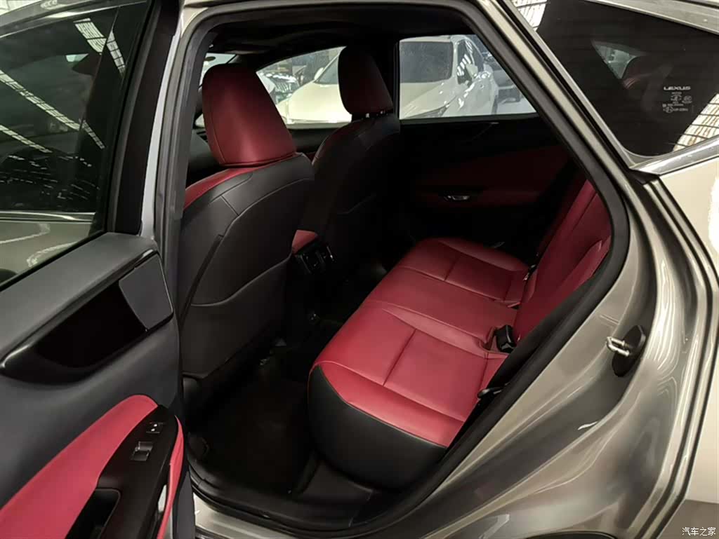 Lexus NX, 2023 15