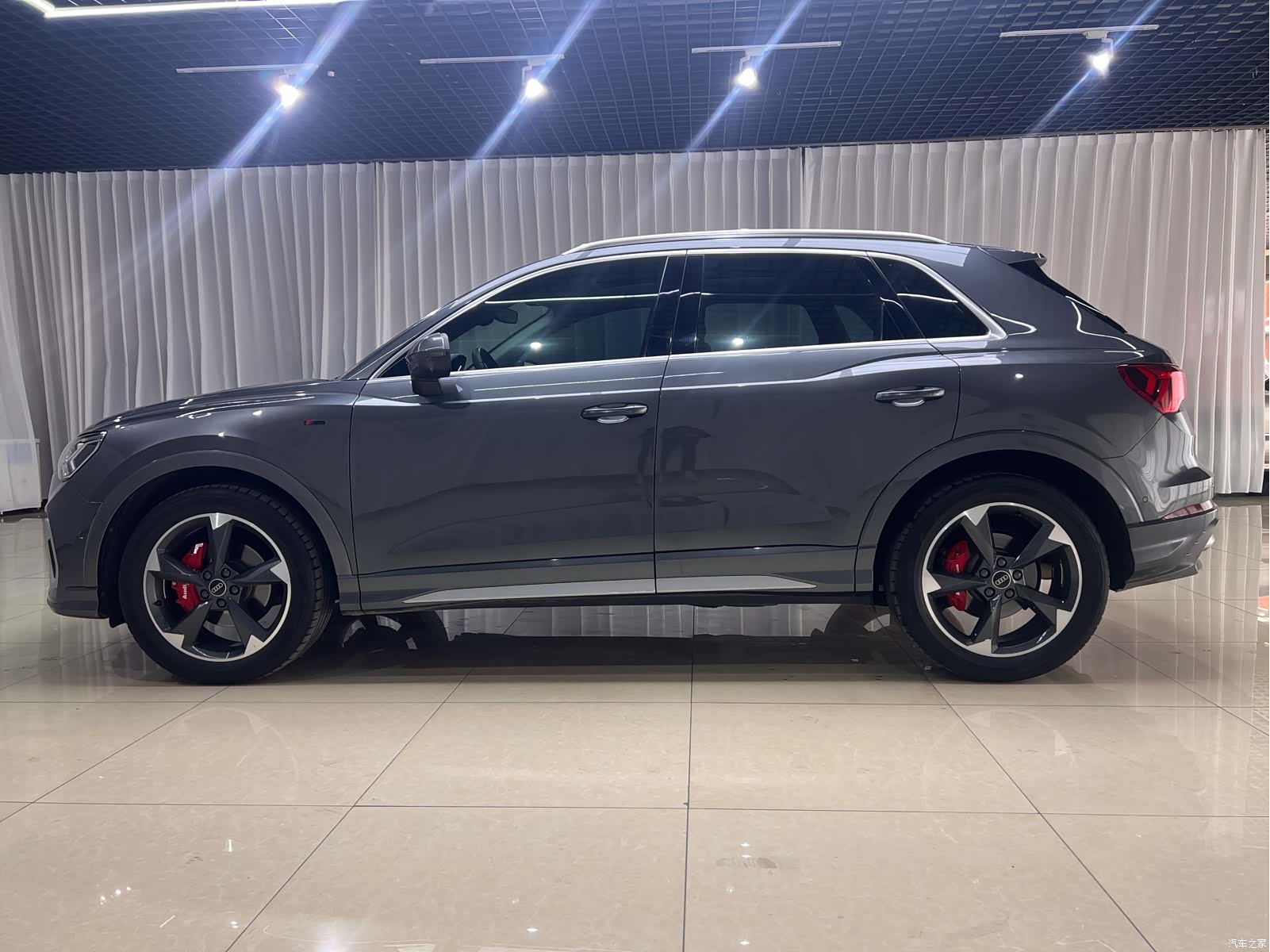 Audi Q3, 2023 8
