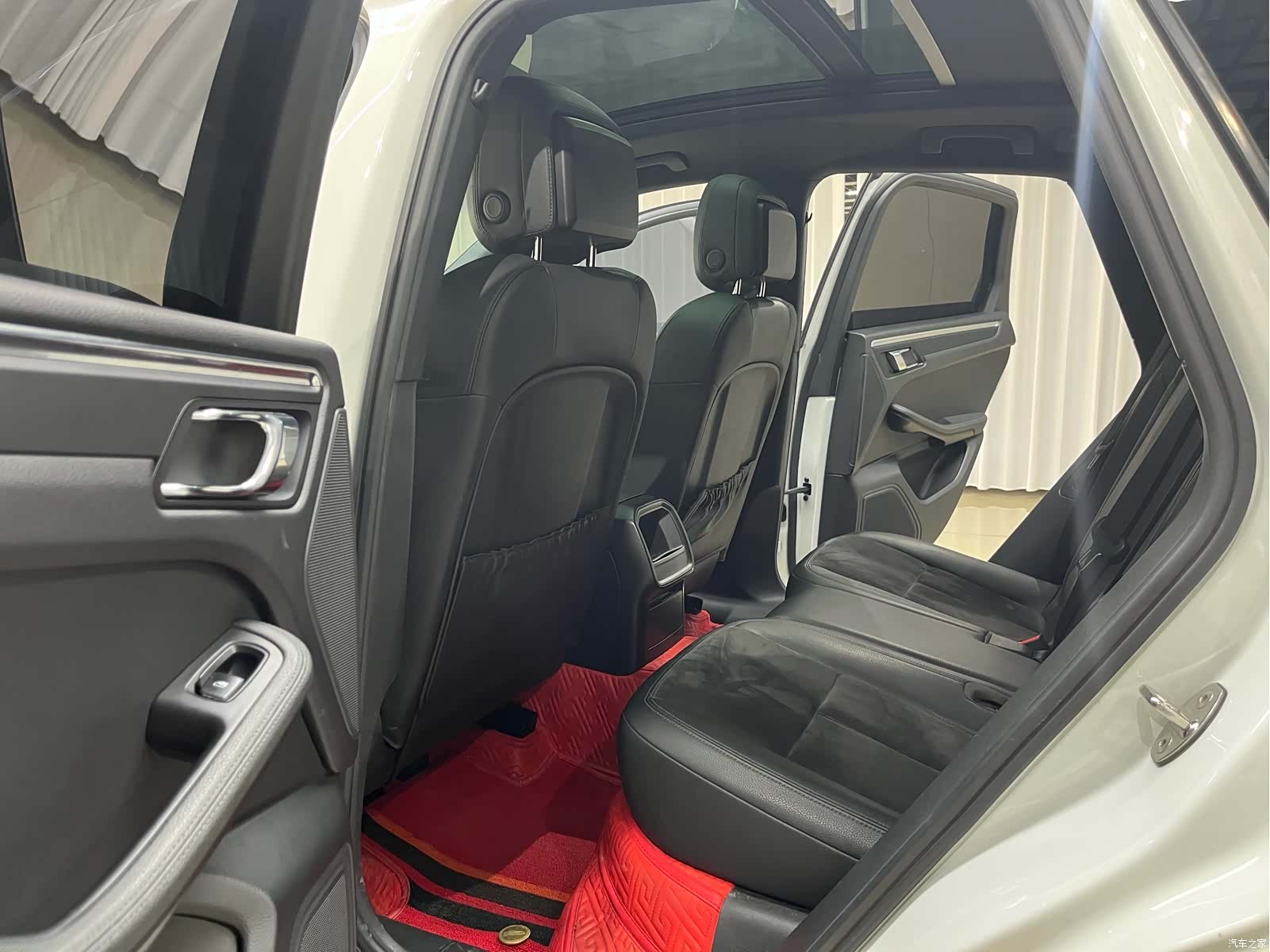 Porsche Macan, 2015 10