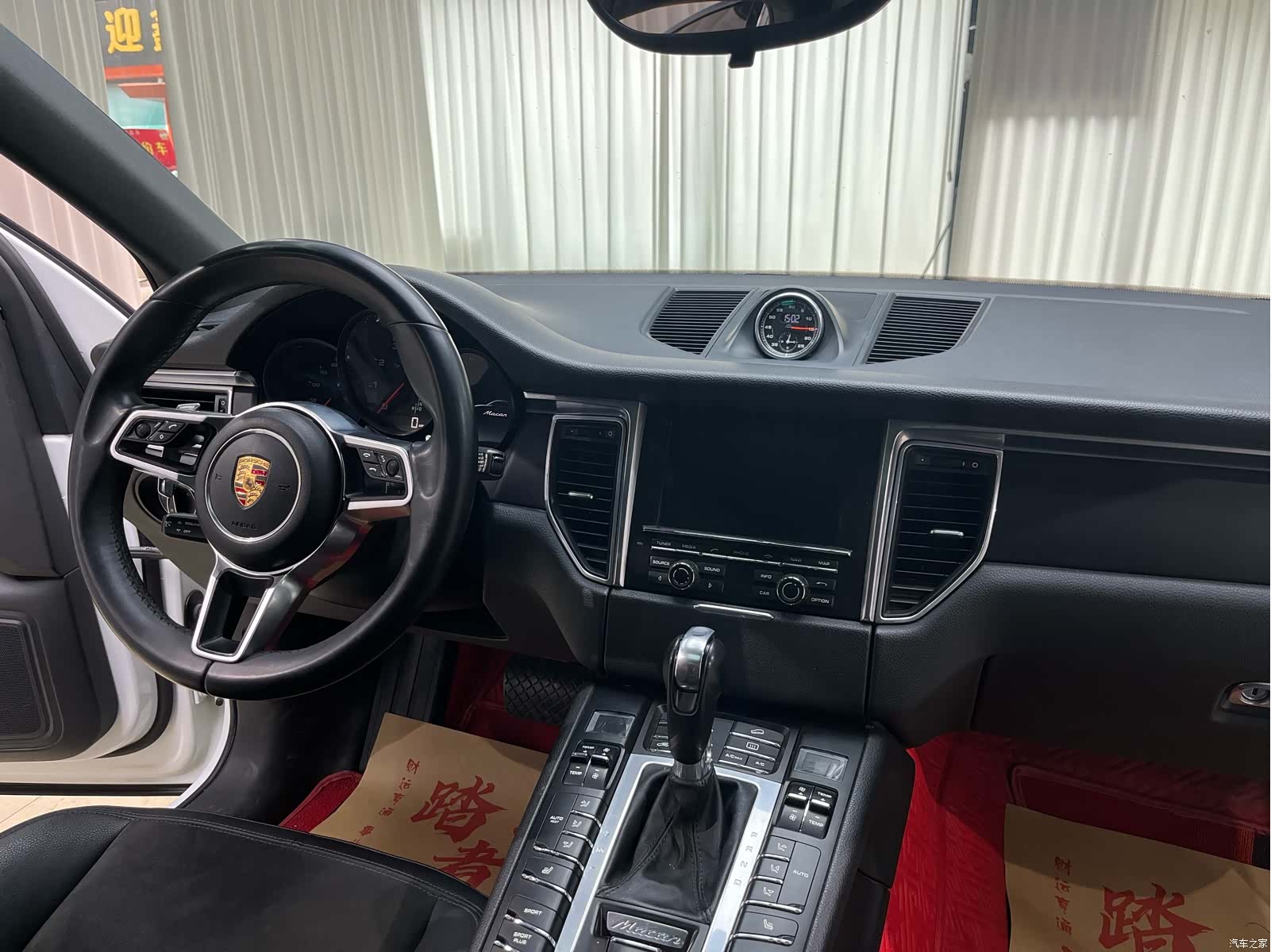 Porsche Macan, 2015 14
