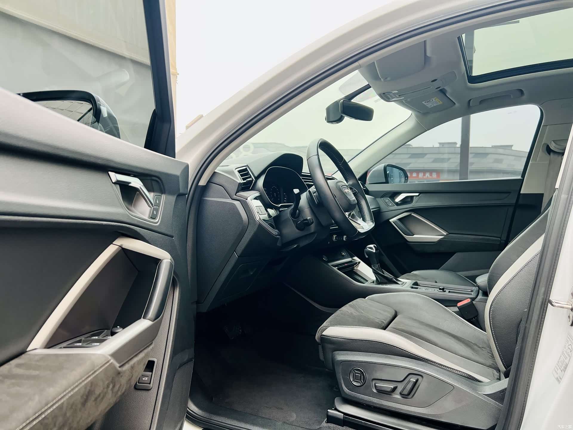 Audi Q3, 2019 6