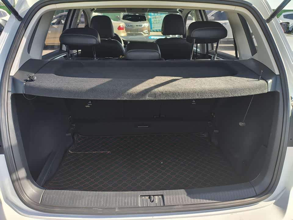 Volkswagen Golf*Jiayu