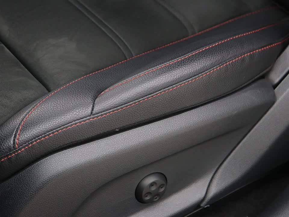 Mercedes-Benz GLC AMG