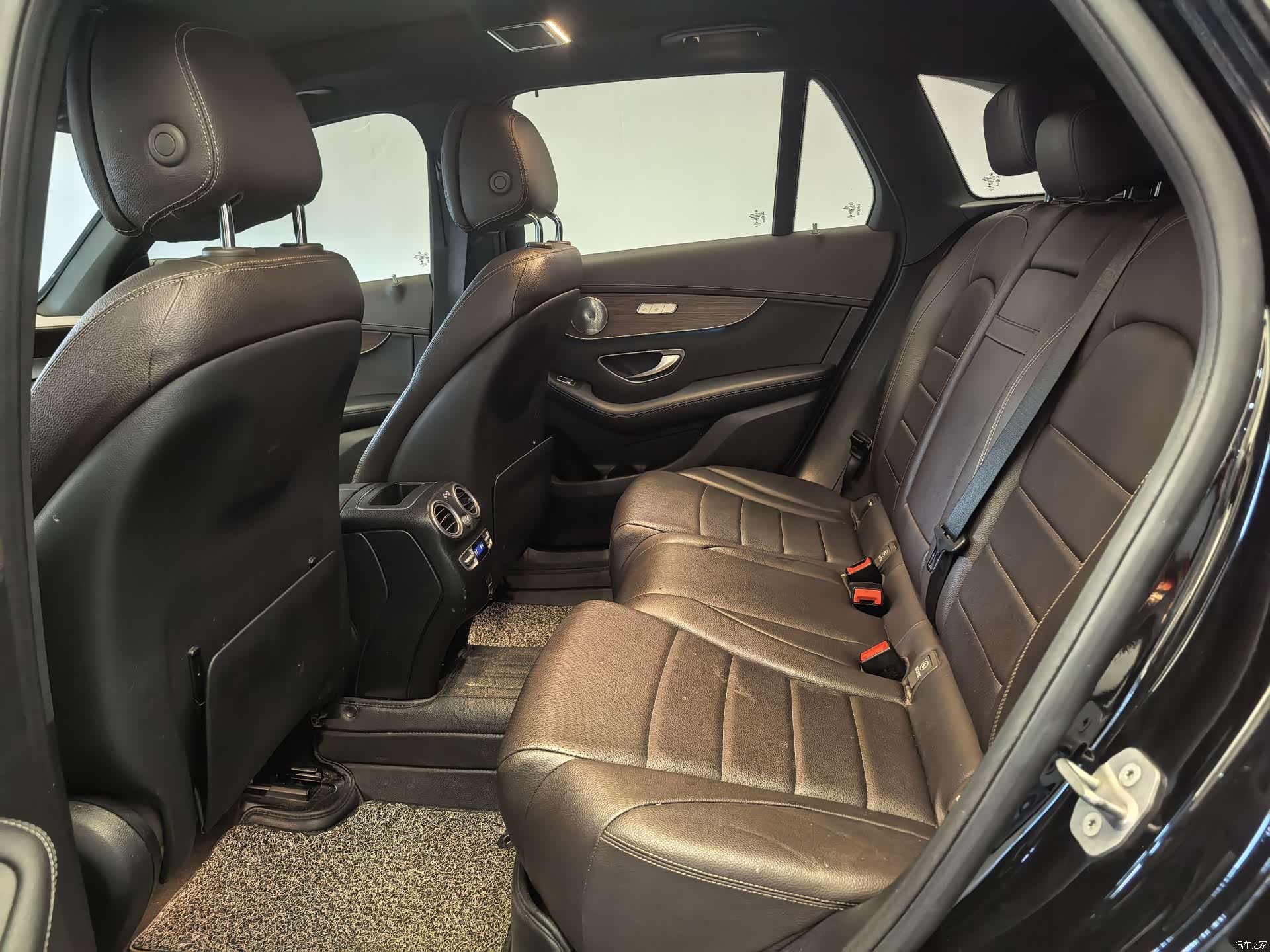 Mercedes-Benz GLC, 2021 16