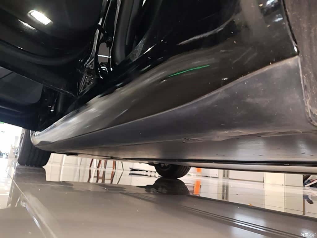 Tesla Model 3, 2025 22