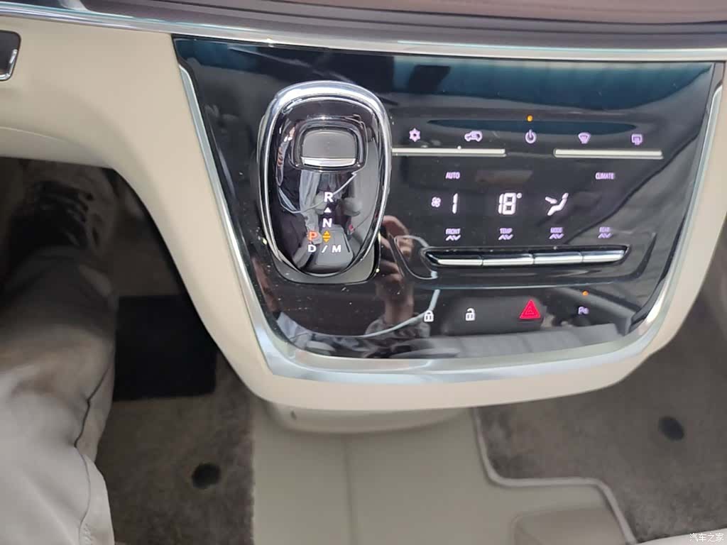 Buick GL8, 2024 14