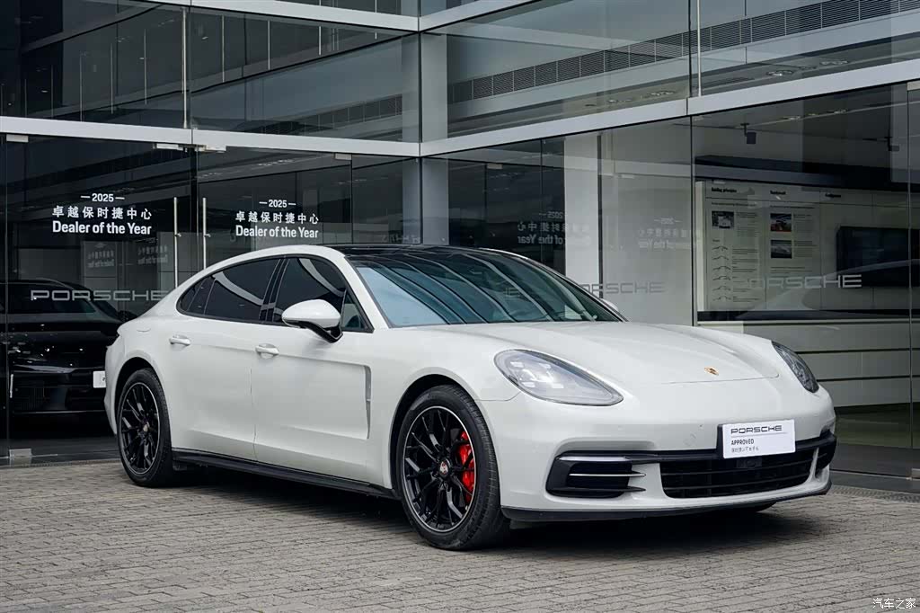 Porsche Panamera, 2018 3