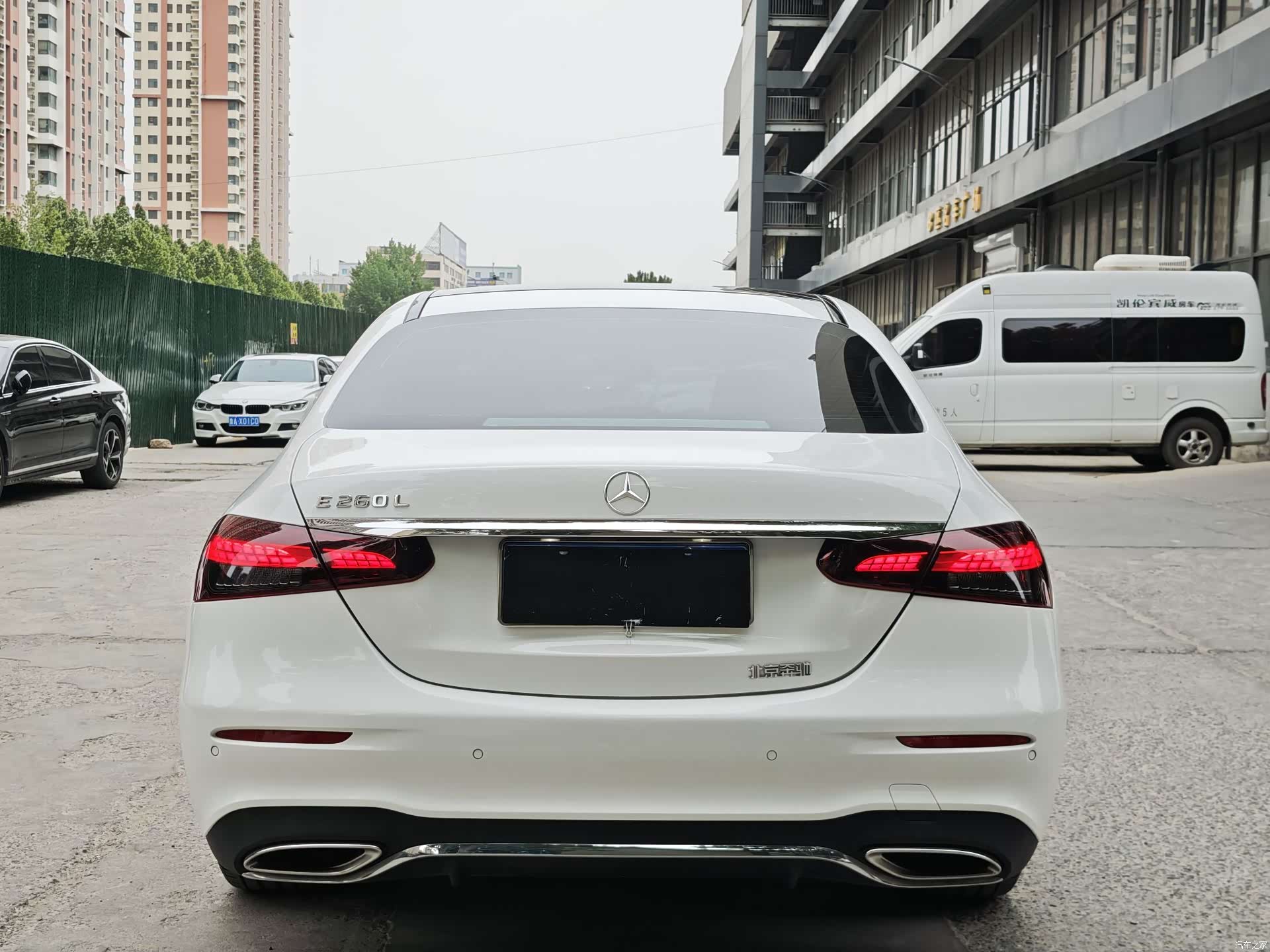 Mercedes-Benz E-Class, 2023 9