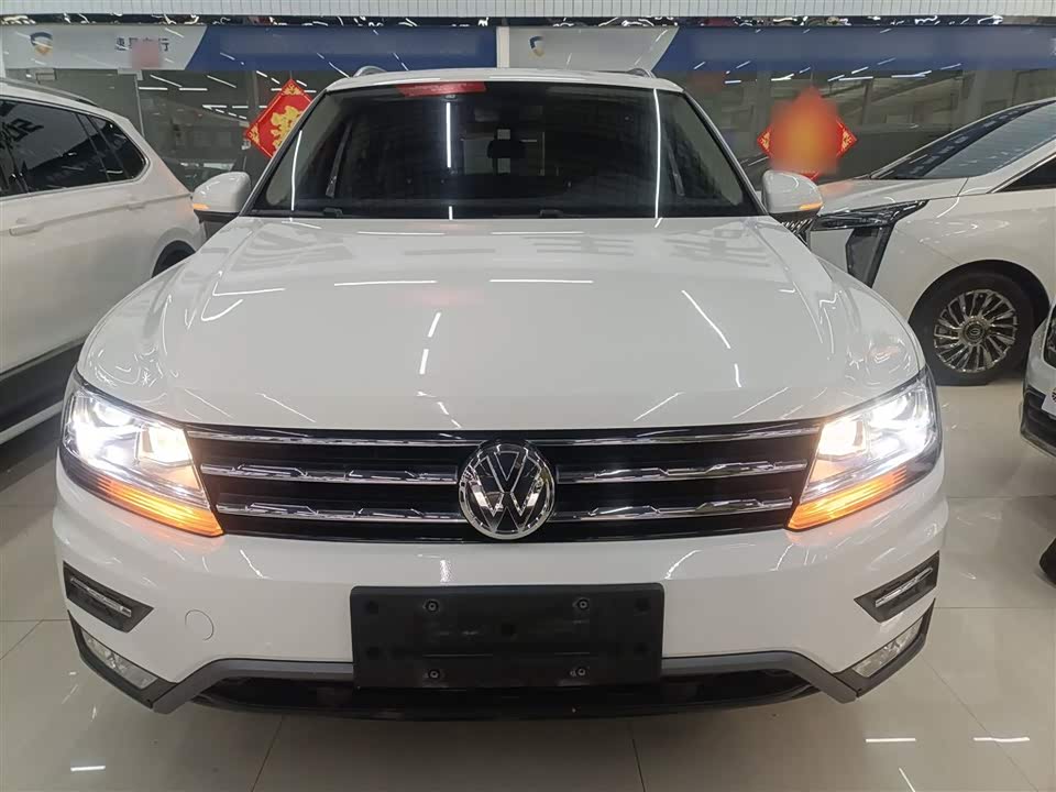 Volkswagen Tiguan L