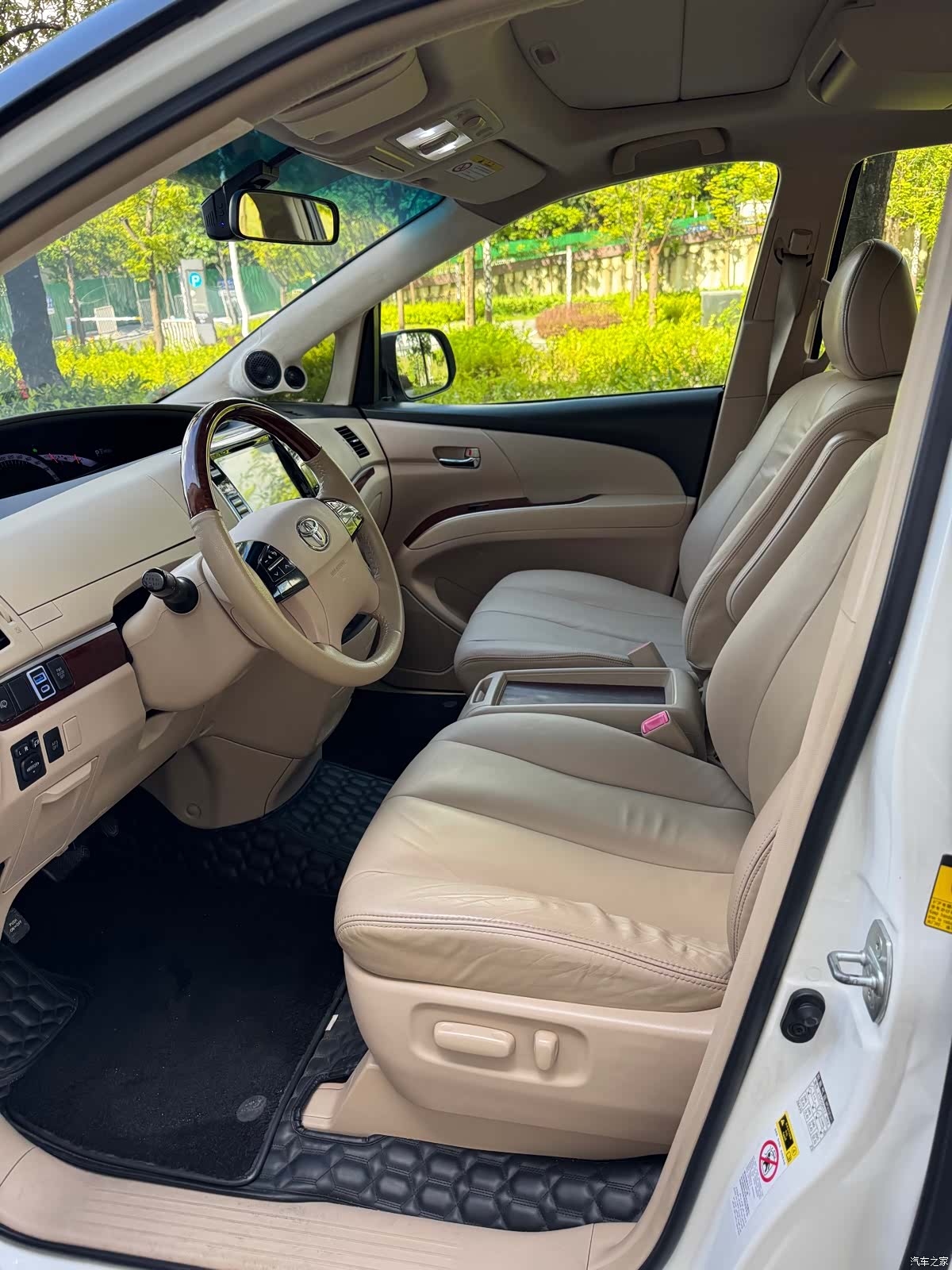 Toyota 7, 2012 10