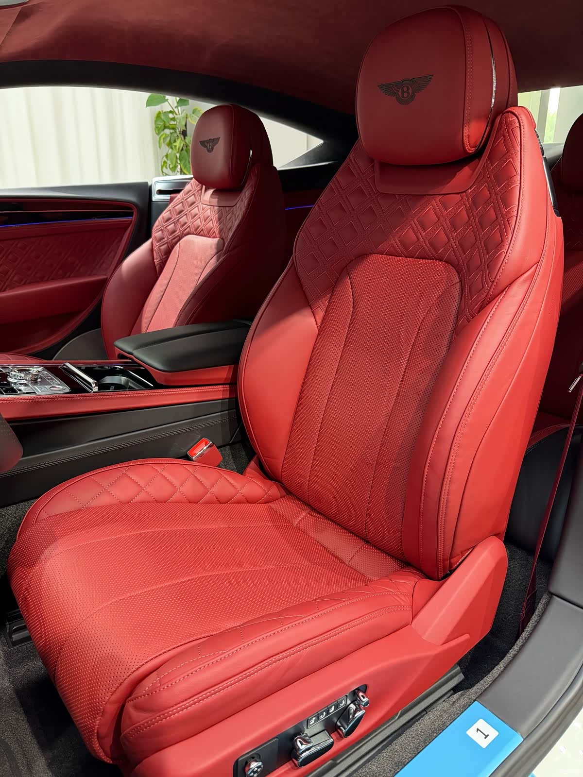 Bentley Continental GT, 2021 7