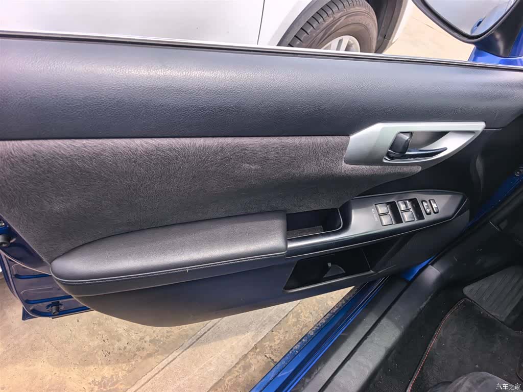 Lexus CT, 2012 6