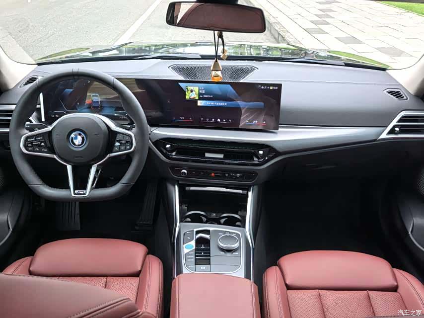 BMW i3, 2025 все фото
