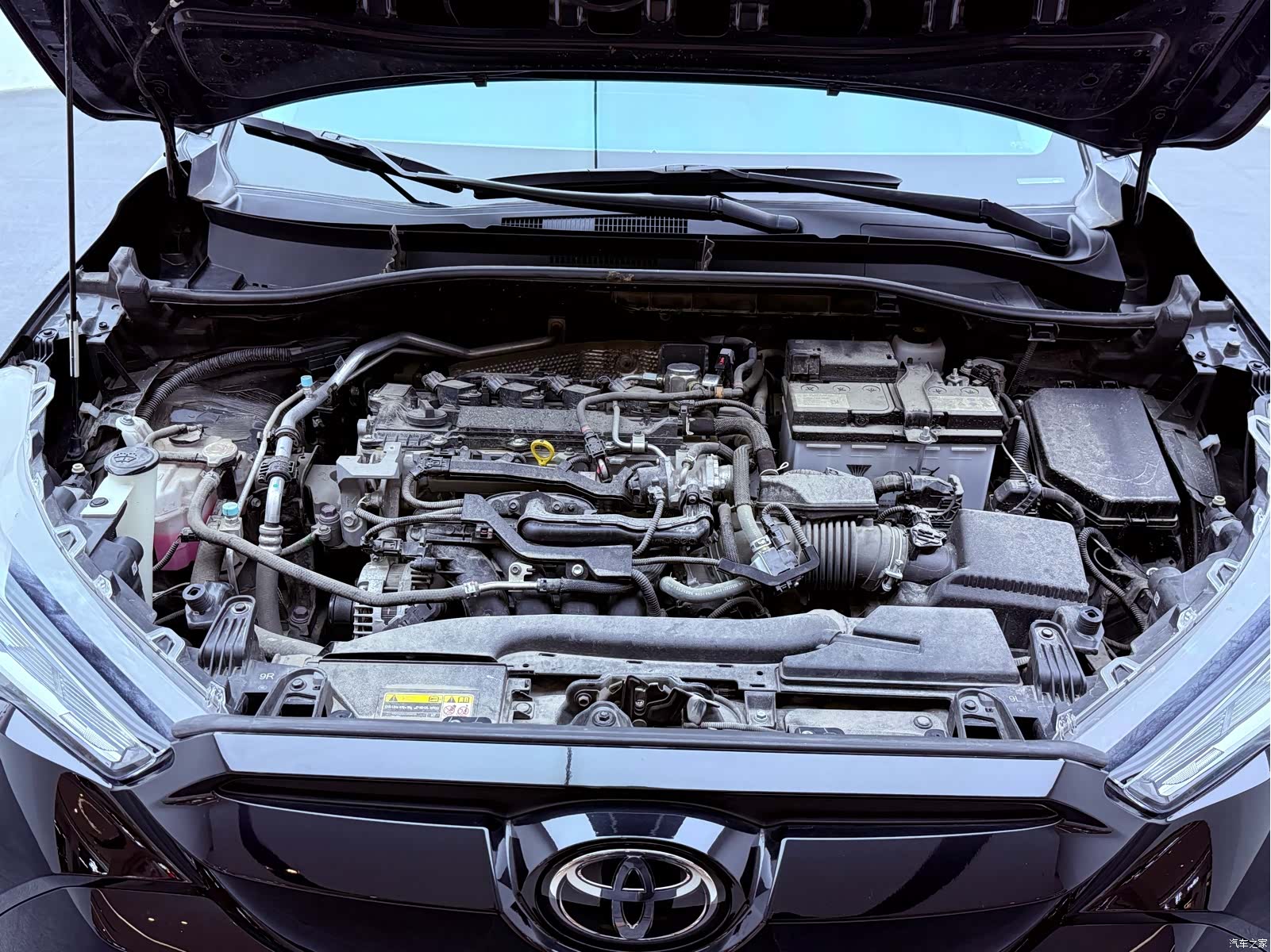Toyota Frontlander, 2023 27