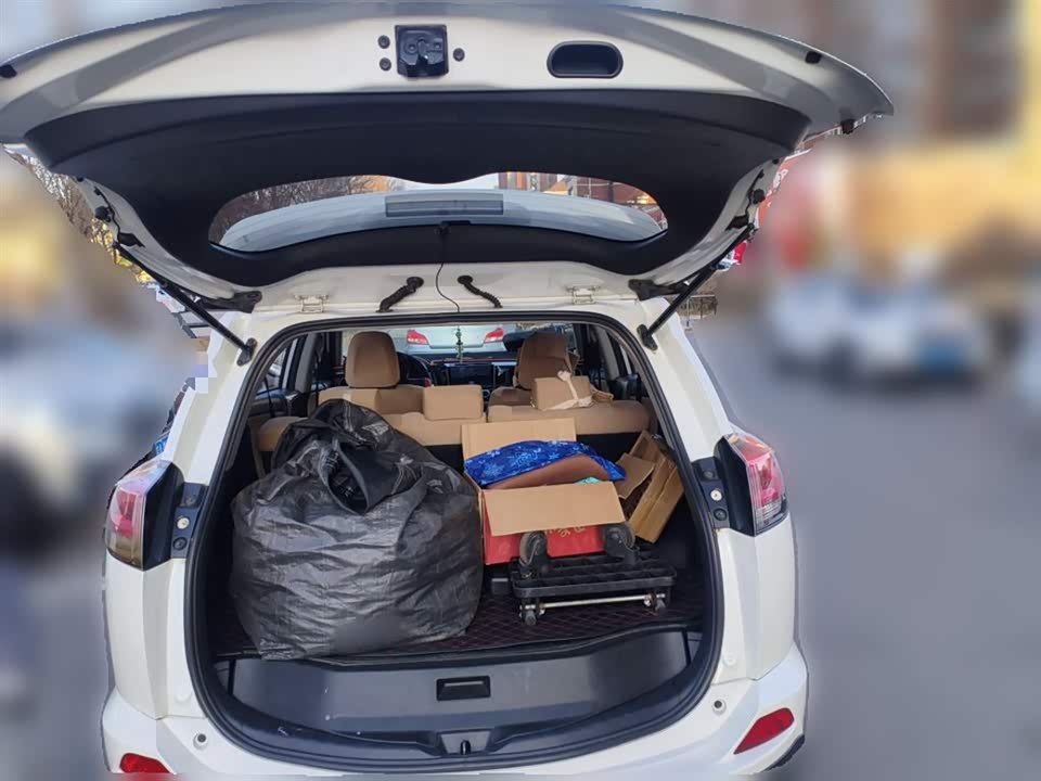 Toyota RAV4 Rongfang