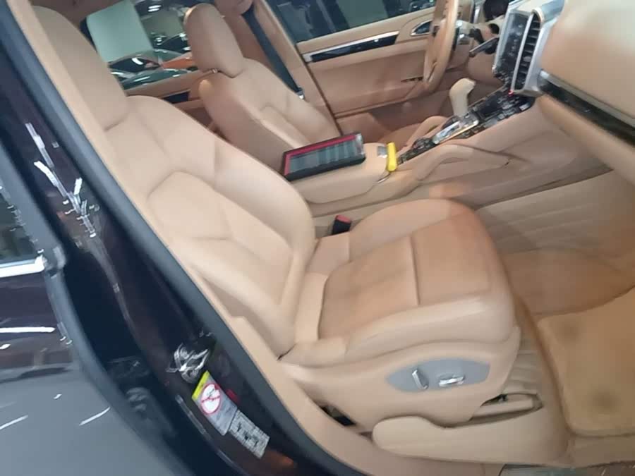 Porsche Cayenne 2017, фото 25