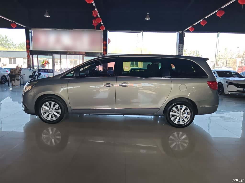 Buick GL8, 2019 8