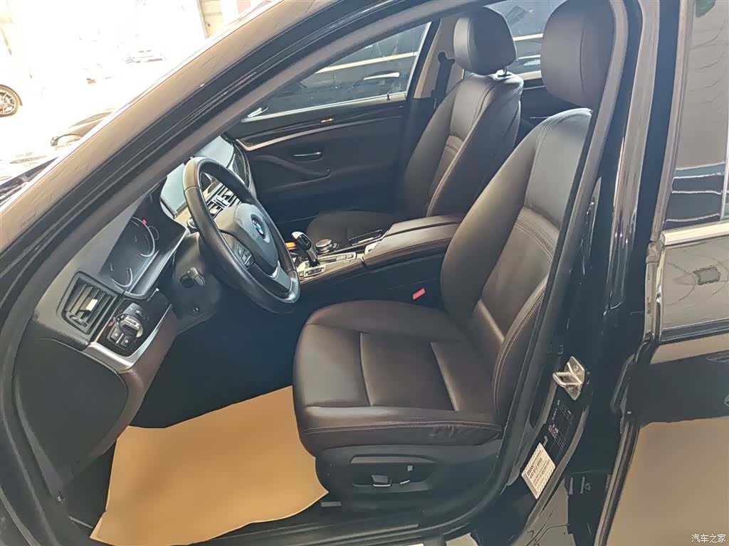 BMW 5 Series, 2017 11