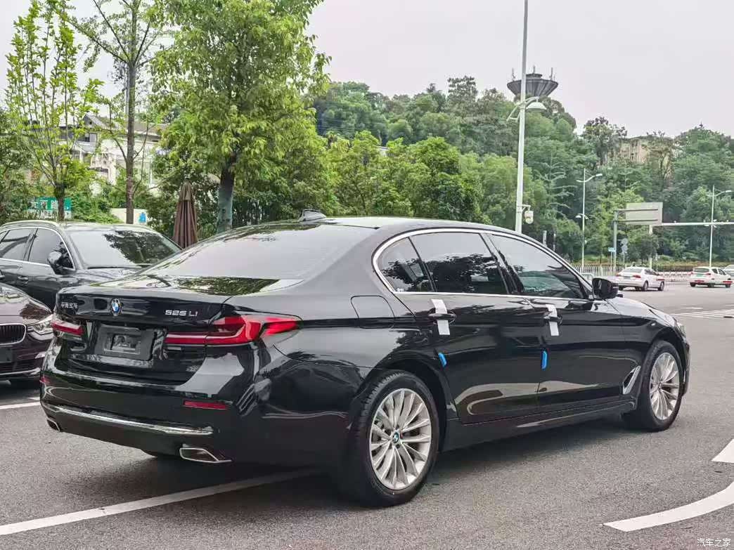 BMW 5 Series, 2024 9