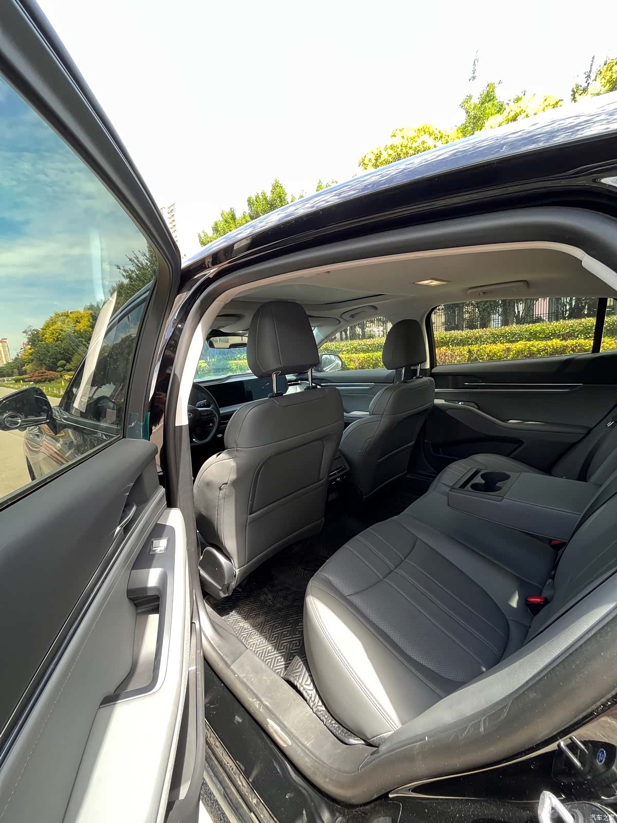 Ford Mondeo, 2026 все фото