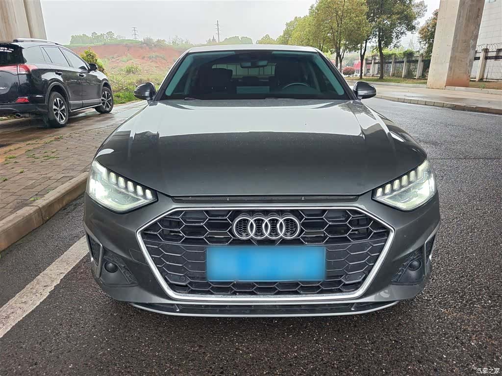 Audi A4L, 2022 3
