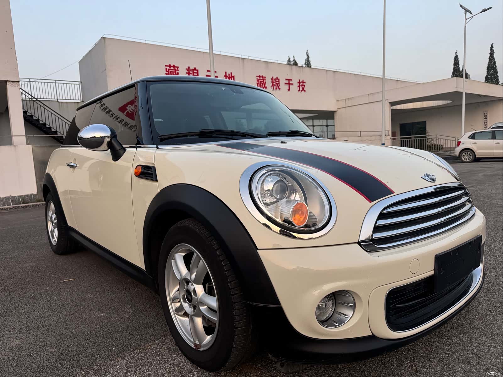 Mini ONE, 2013 3