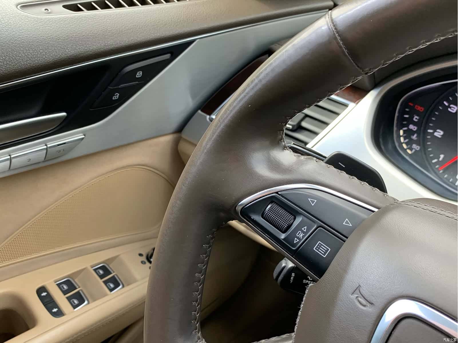 Audi A8L, 2013 24