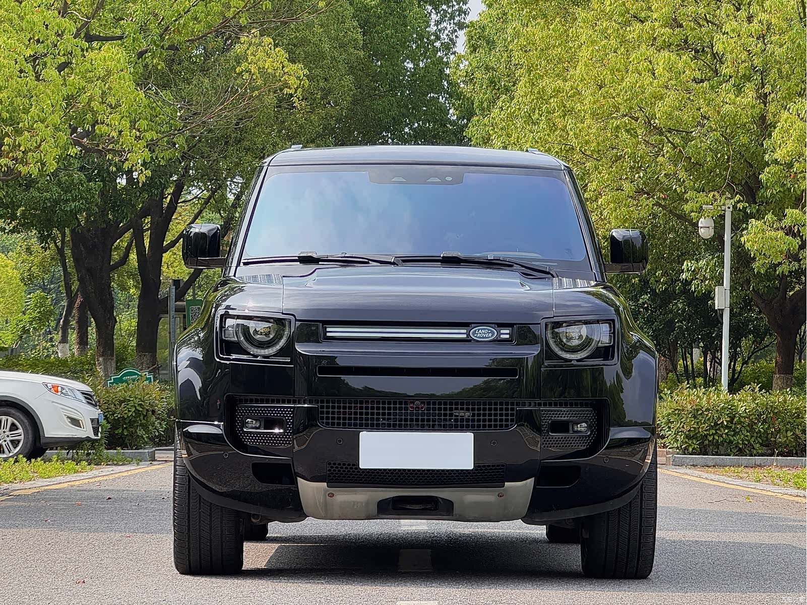 Land Rover Defender, 2024 2